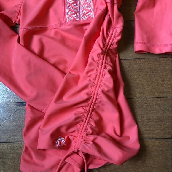 CABANALIFE RASHGUARD long sleeves aged 6 - Picture 8 of 12